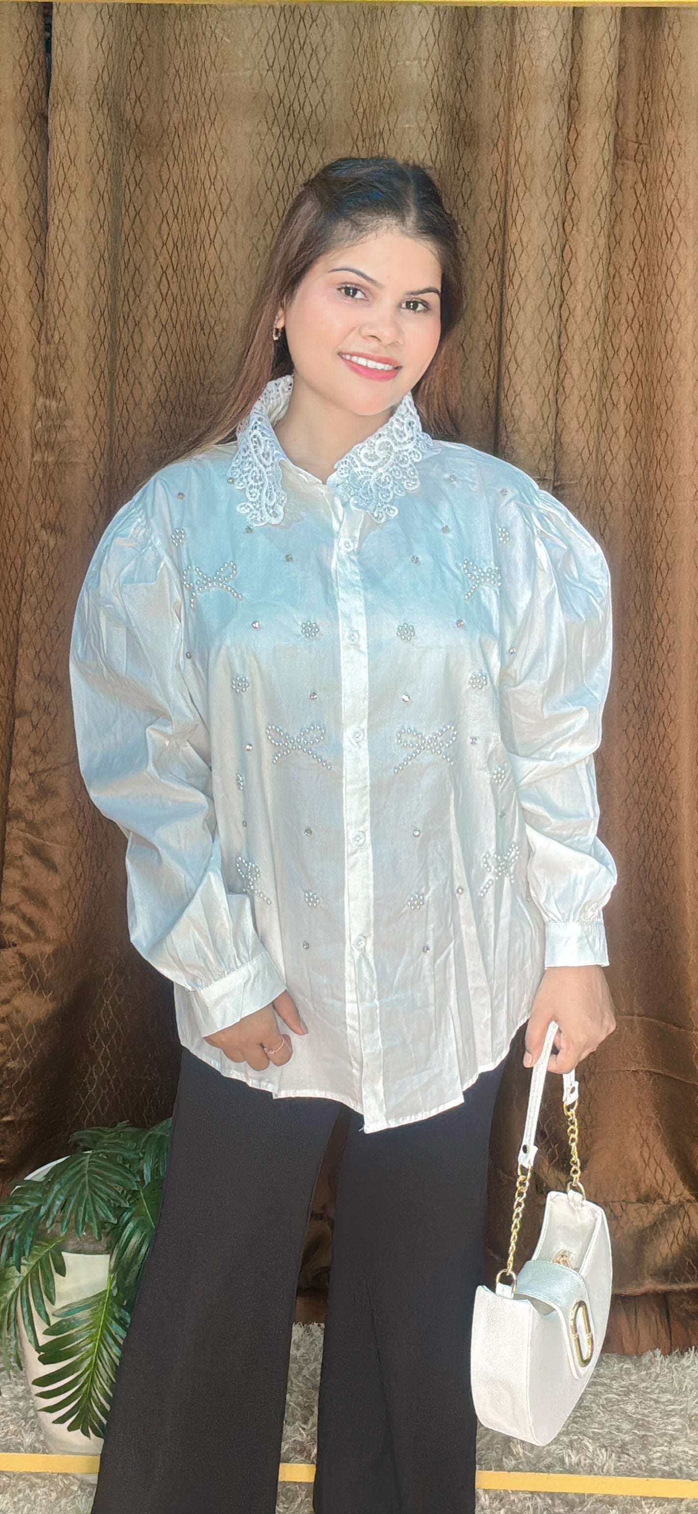 Bow Pearl And Stud Work Shirt With Crosia Lace Corler