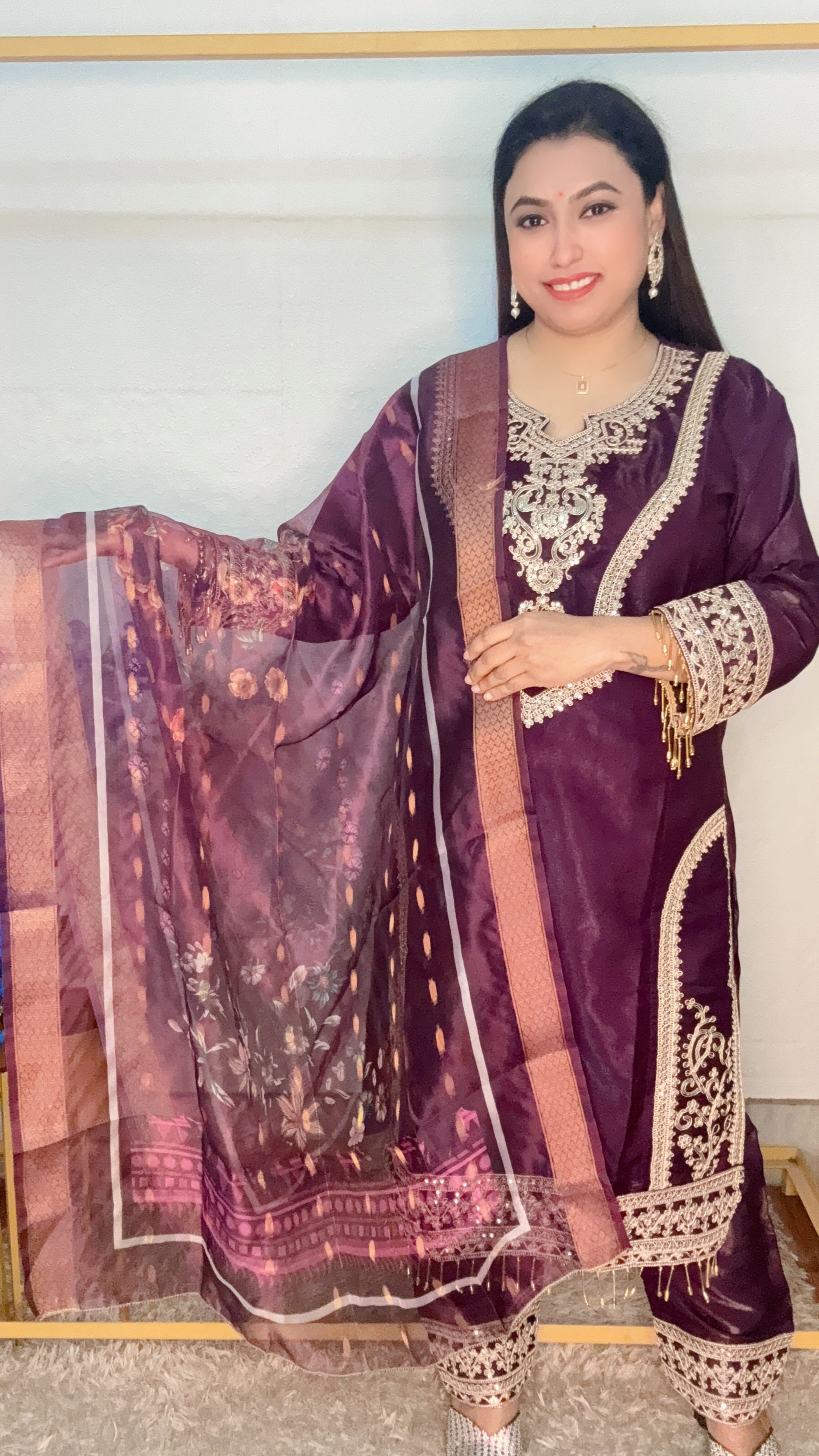 Heavy embroidered printed dupatta, 3 pcs Kurti set…