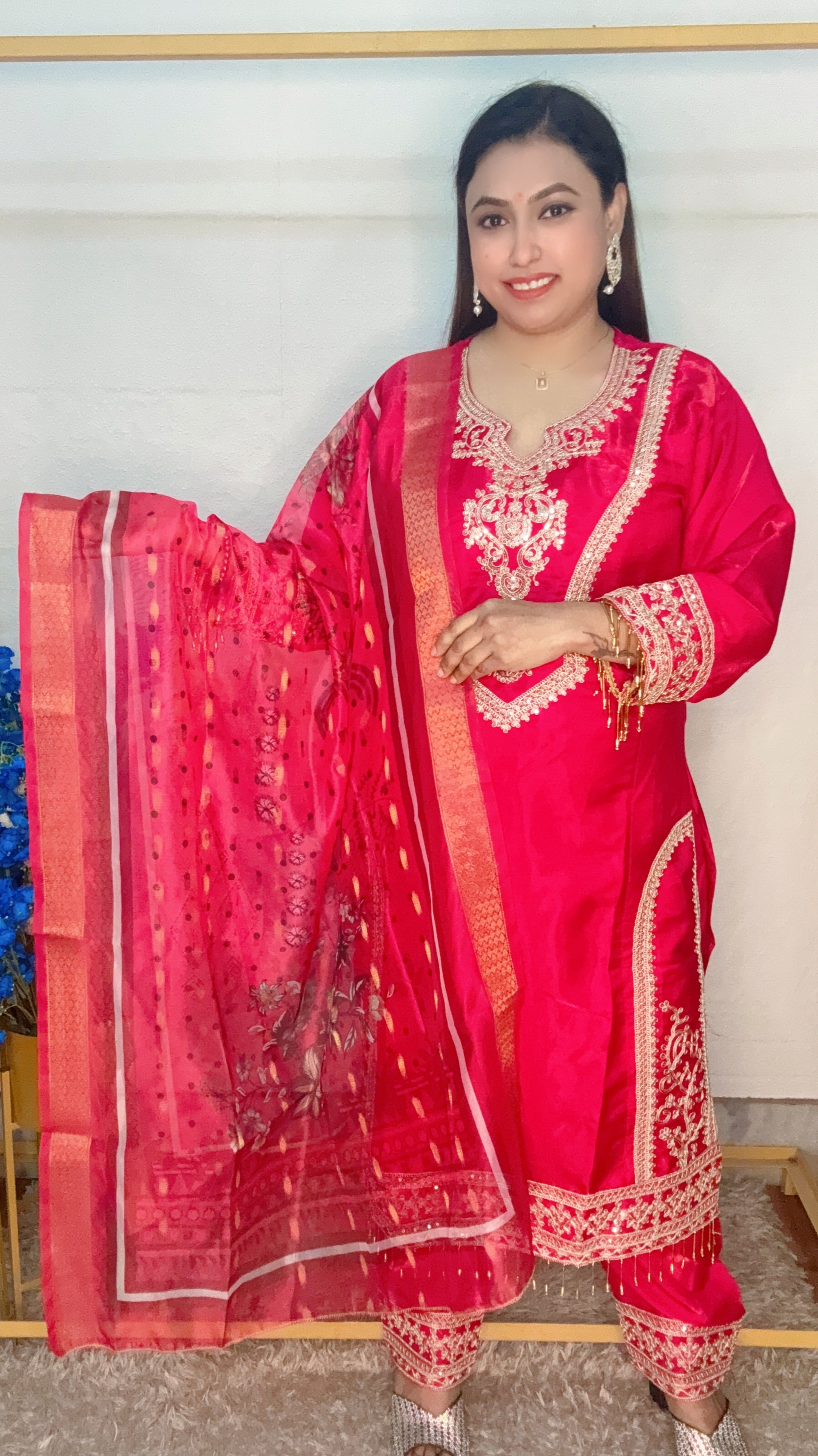 Heavy embroidered printed dupatta, 3 pcs Kurti set…