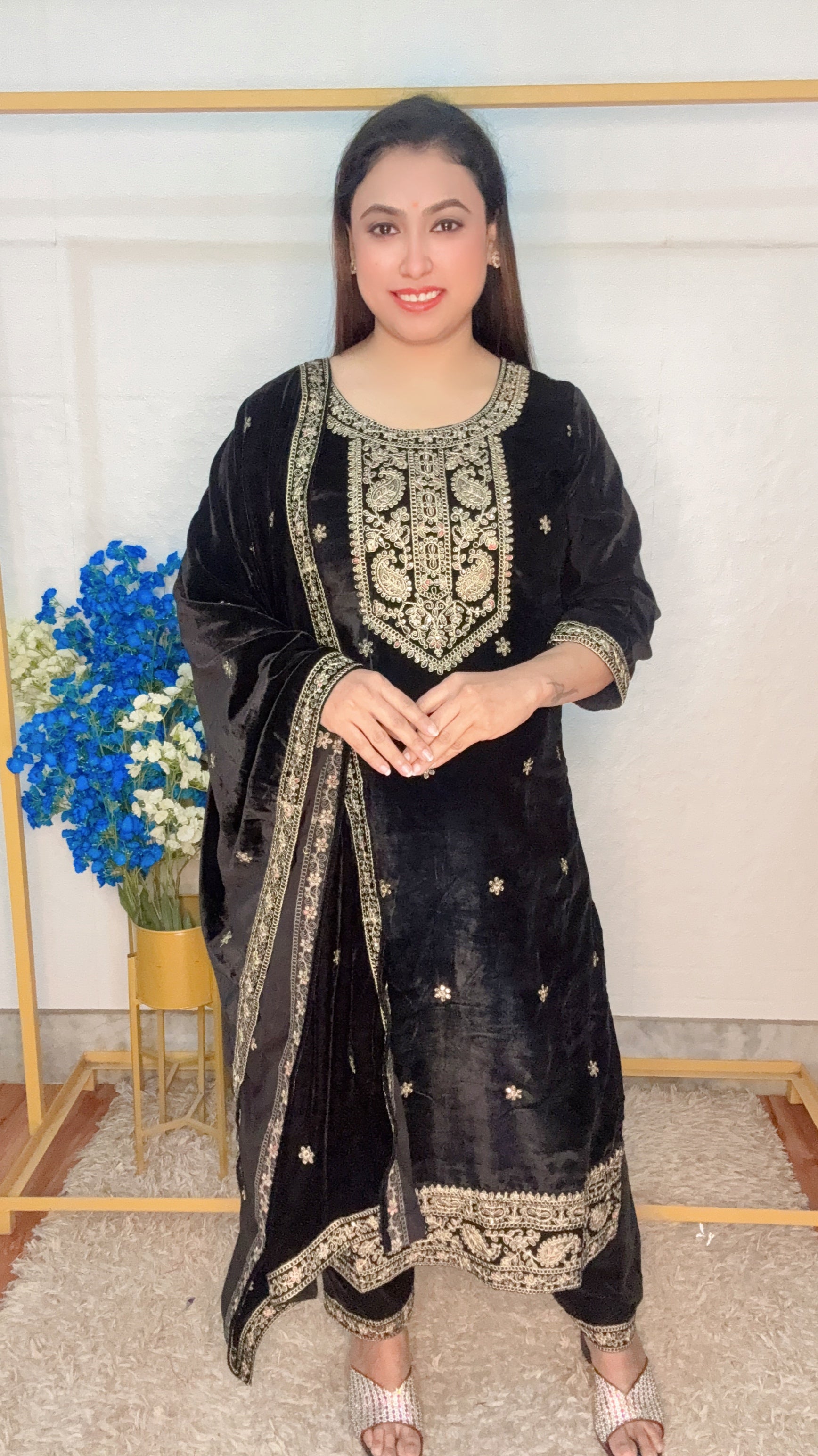 Zari Work Pure Velvet 3pcs Kurti set