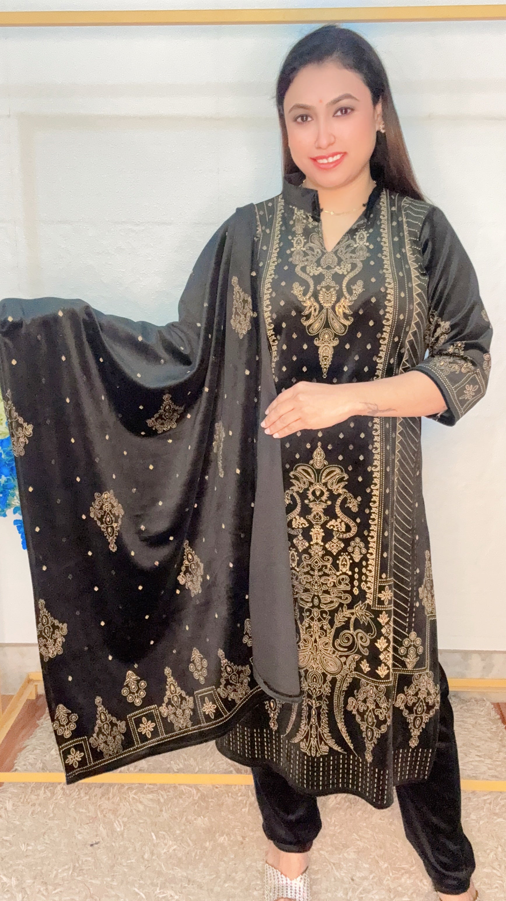 Soft Velvet Golden Print 3pcs Kurti Set