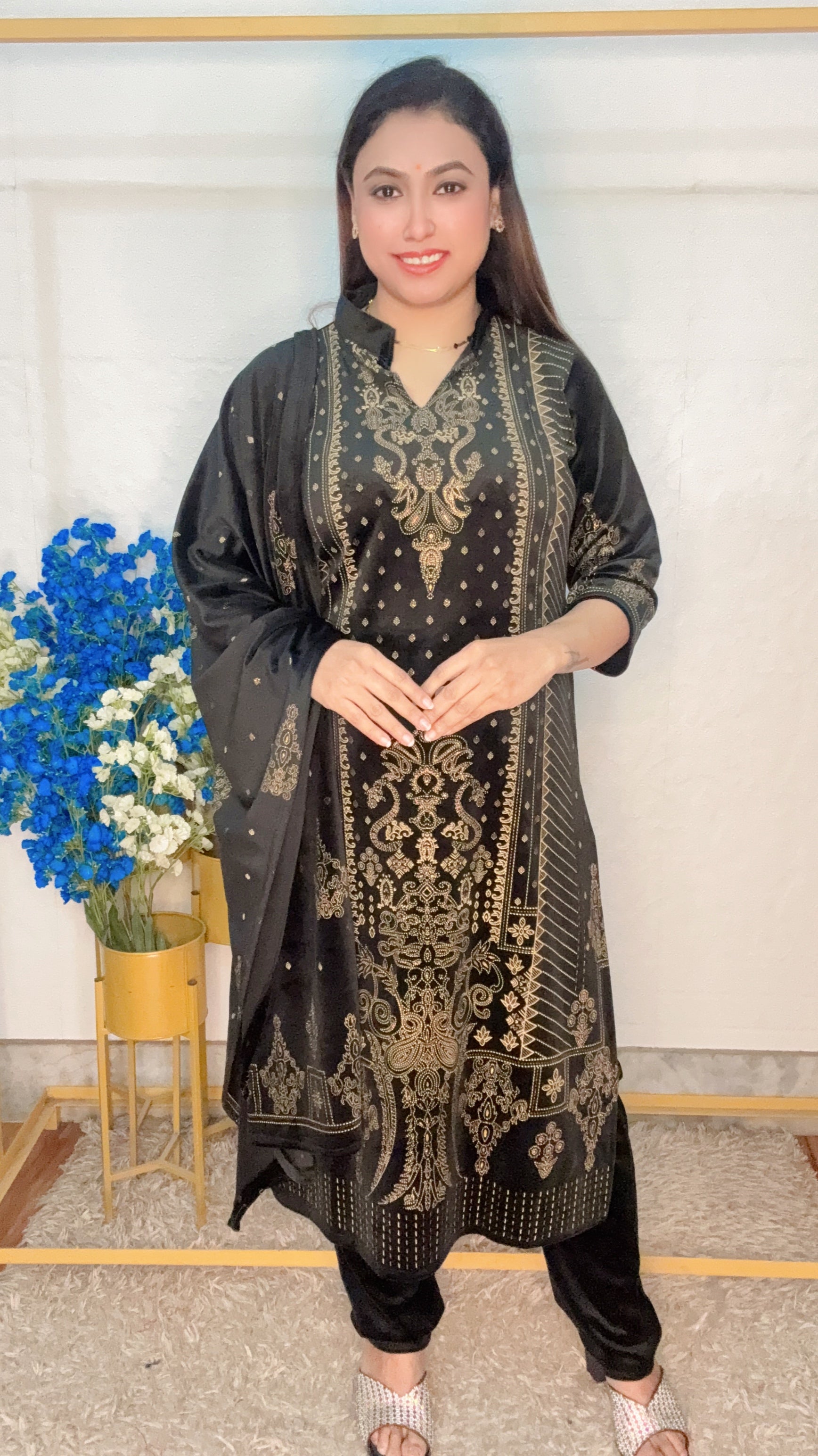 Soft Velvet Golden Print 3pcs Kurti Set