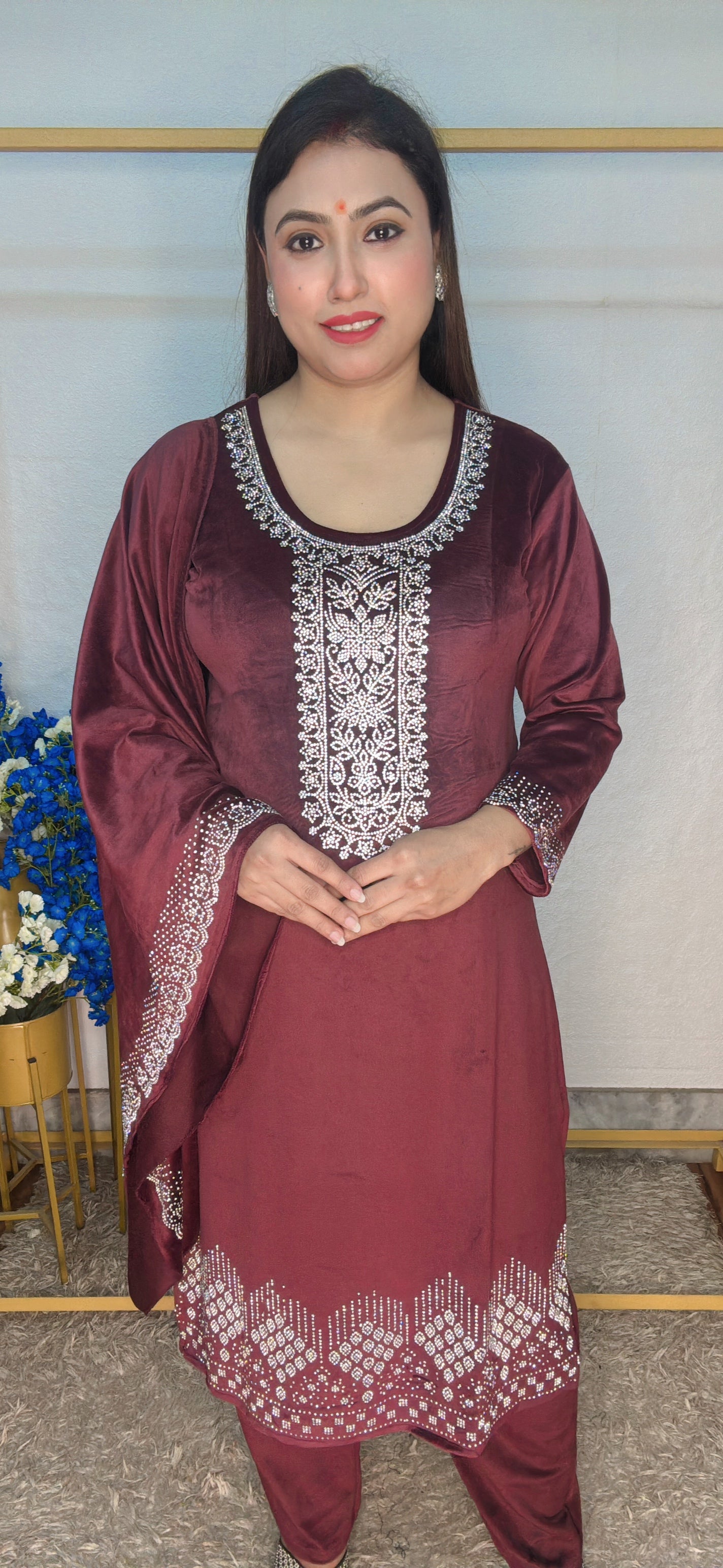 Beautiful Zircon 3pcs Velvet Suit