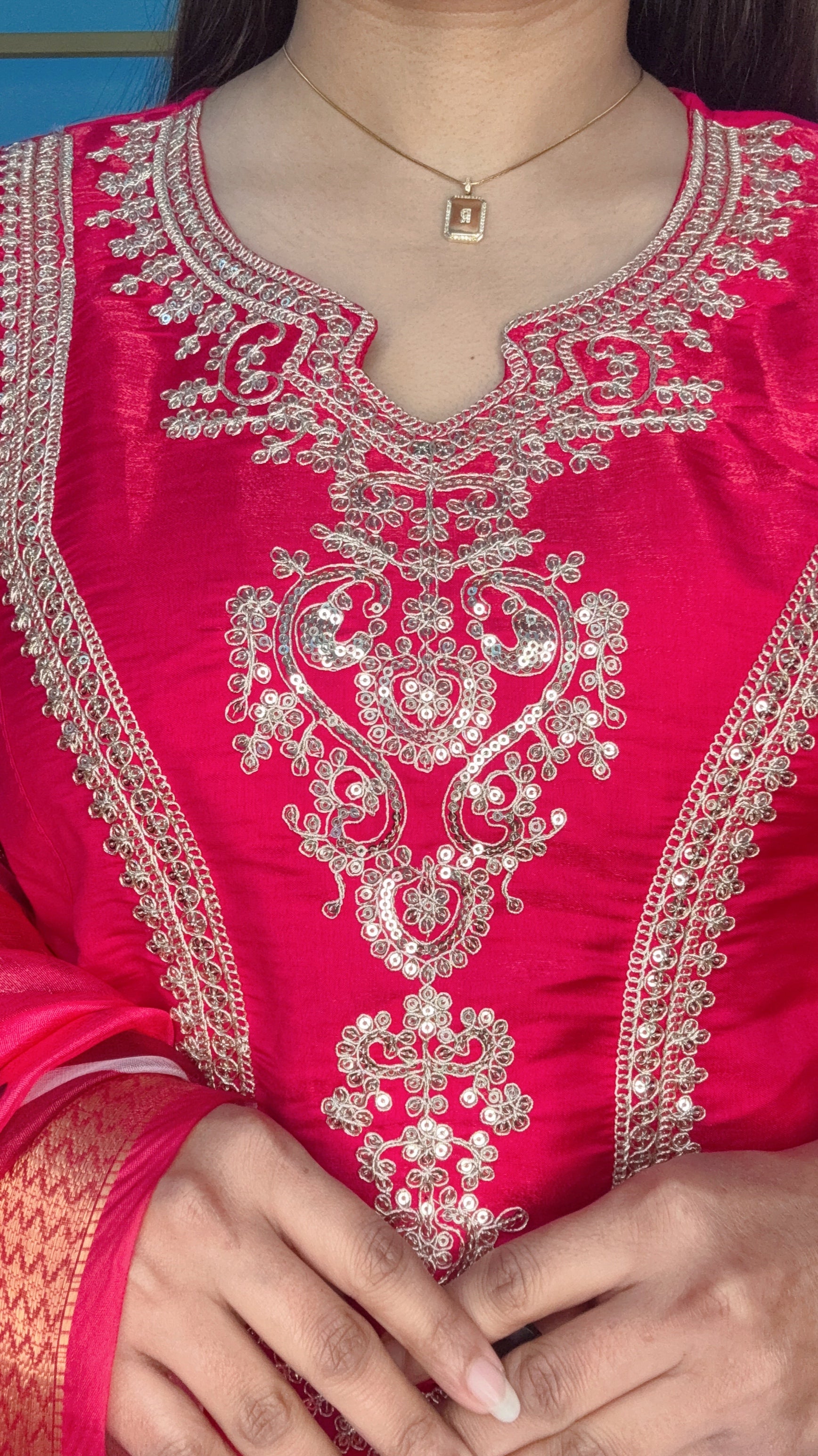 Heavy embroidered printed dupatta, 3 pcs Kurti set…