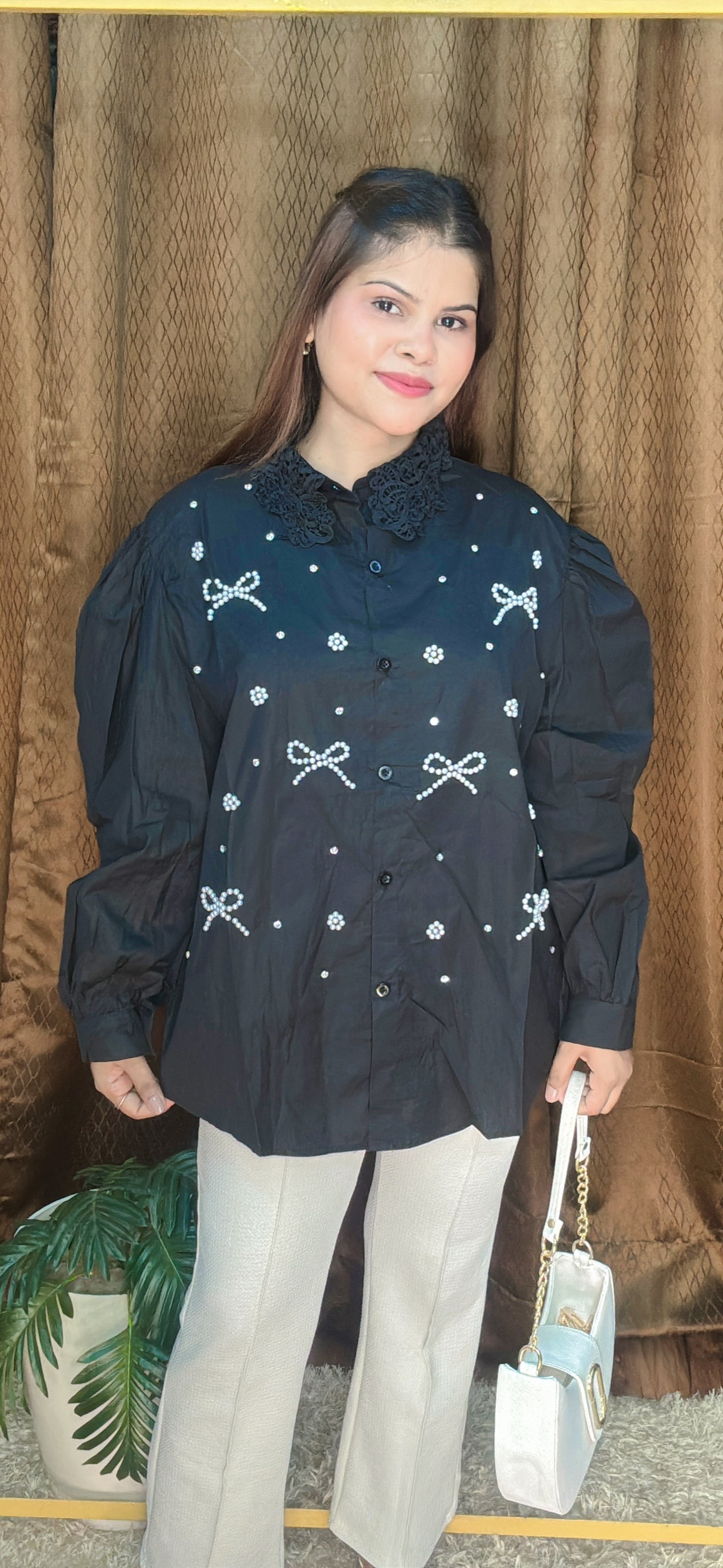 Bow Pearl And Stud Work Shirt With Crosia Lace Corler