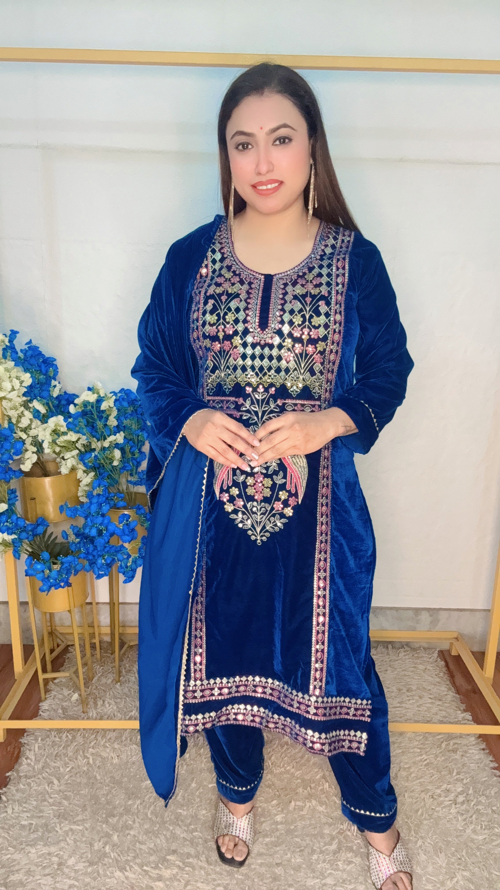 Heavy Neck Peacock Embroidery Suit