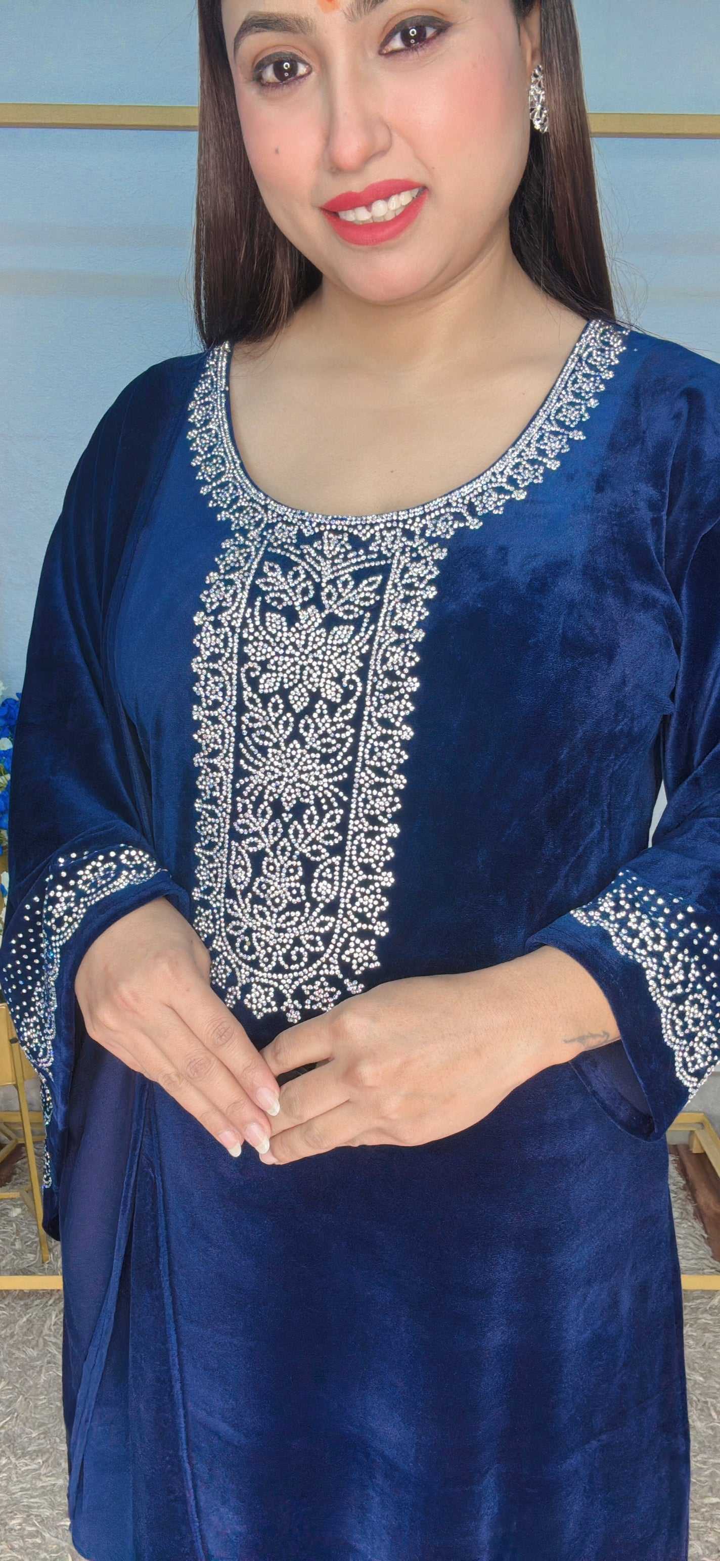 Beautiful Zircon 3pcs Velvet Suit