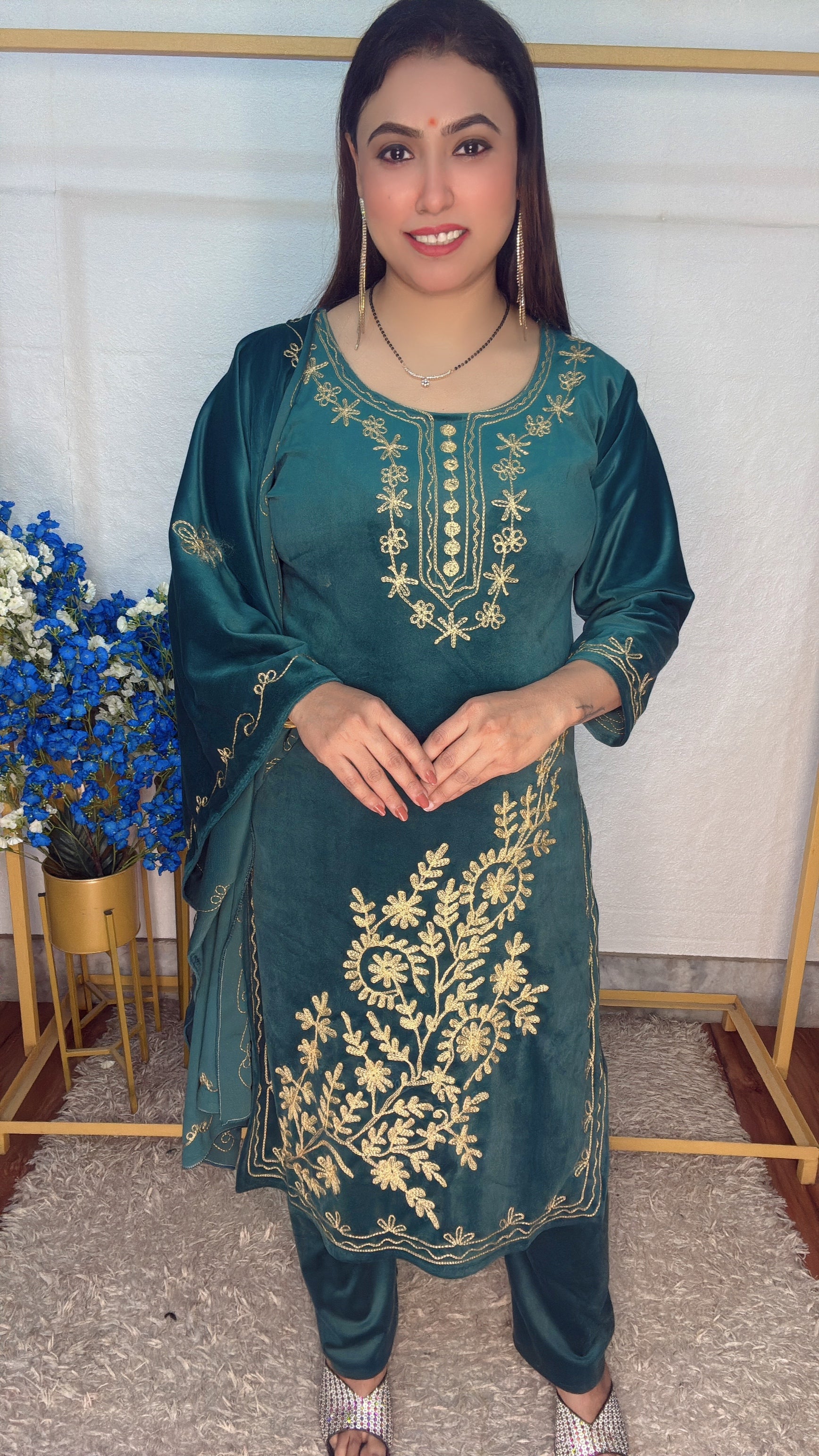 Velvet Threaded 3pcs suit