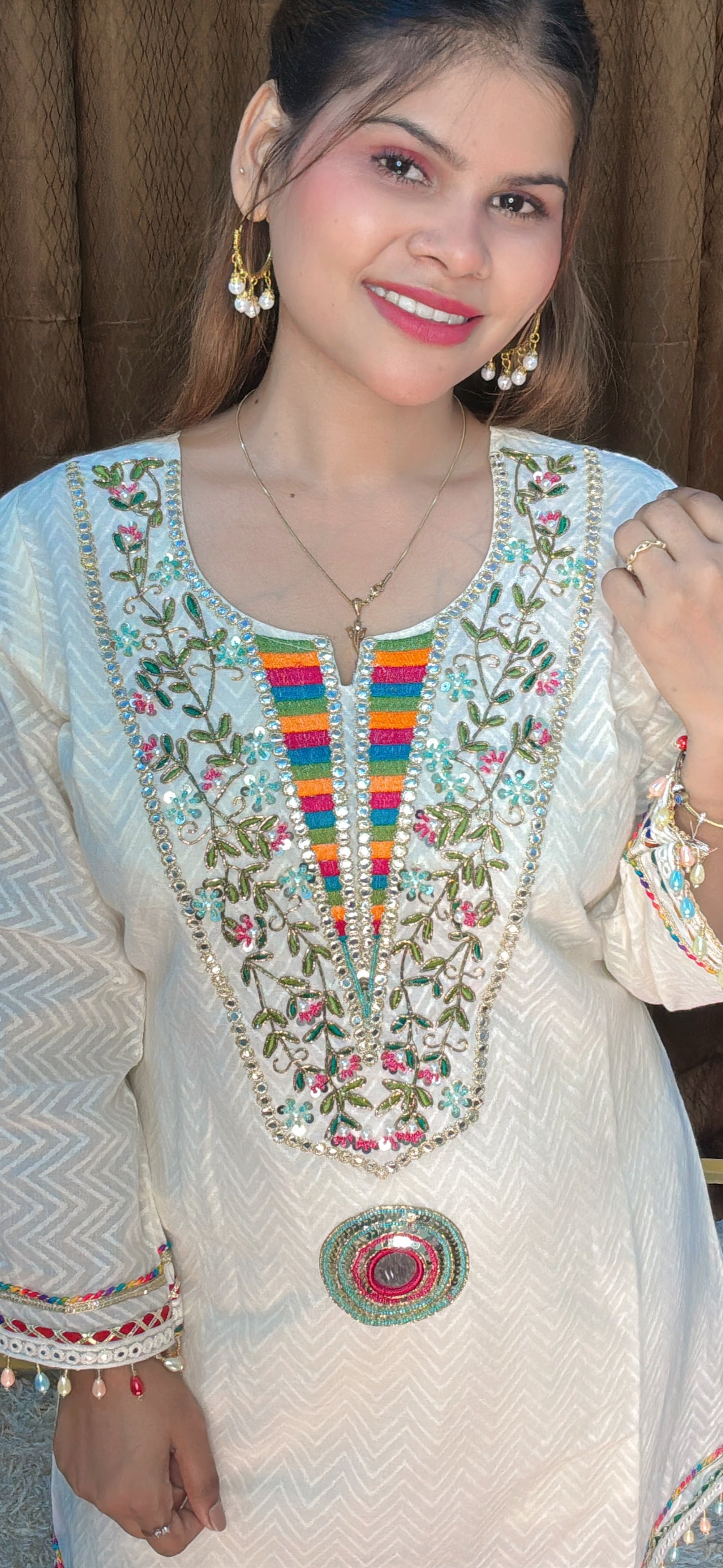 Traditional Charm Kurta Set with Mirror and Thread Work