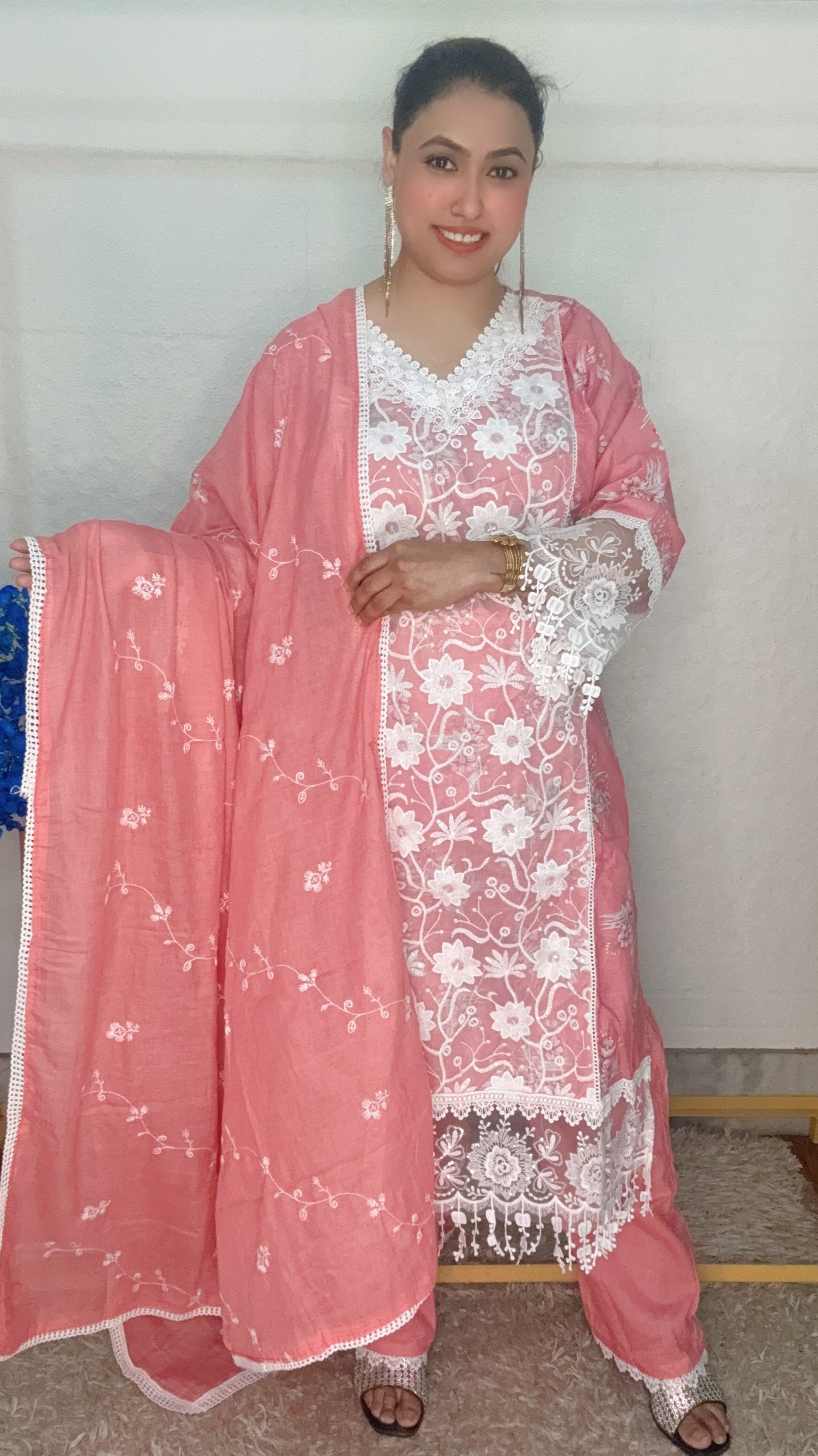 Beautiful Lace Work 3pcs Suit