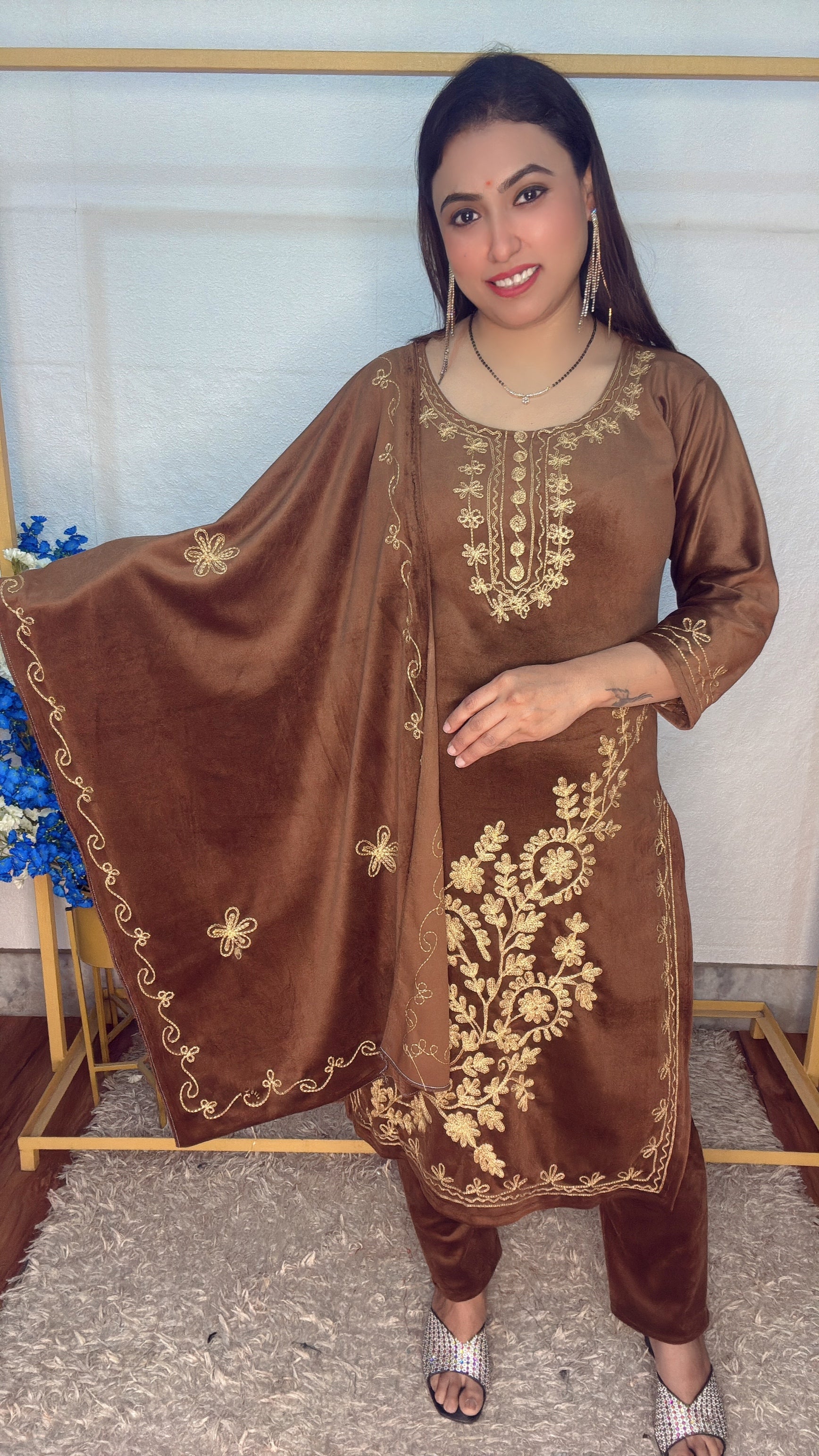 Velvet Threaded 3pcs suit