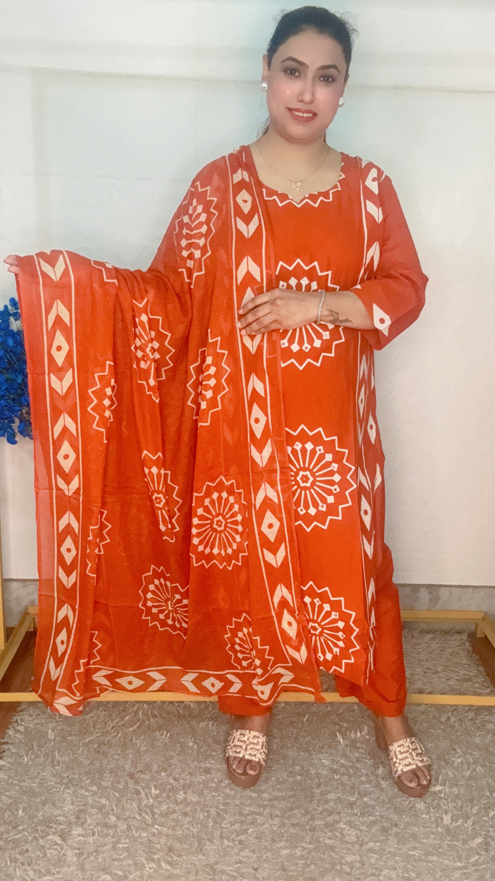 Big Rangoli printed pure cotton suit set