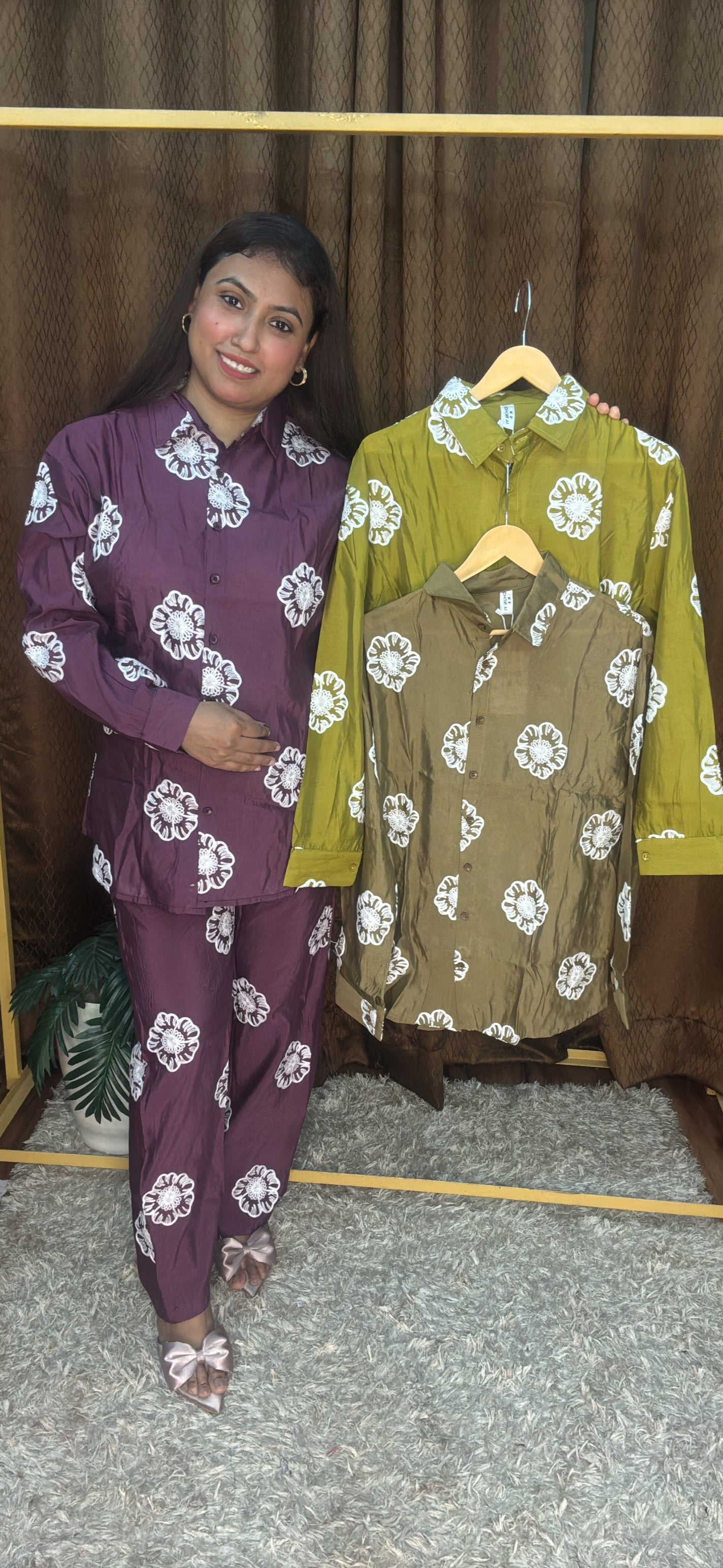 Round Flower Thread Work Cord Set