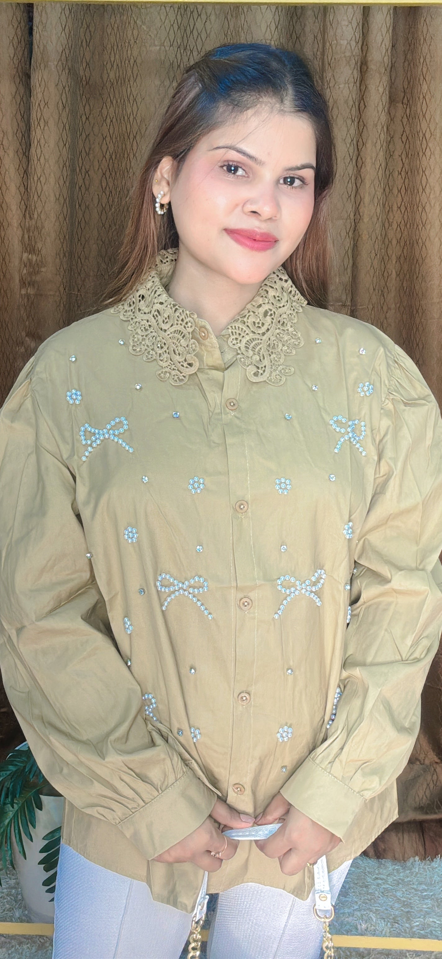 Bow Pearl And Stud Work Shirt With Crosia Lace Corler