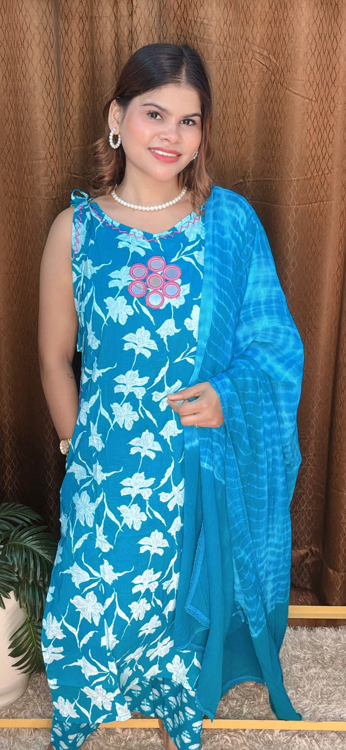 Fresh Bloom Blue mirrored Cotton Kurta Set
