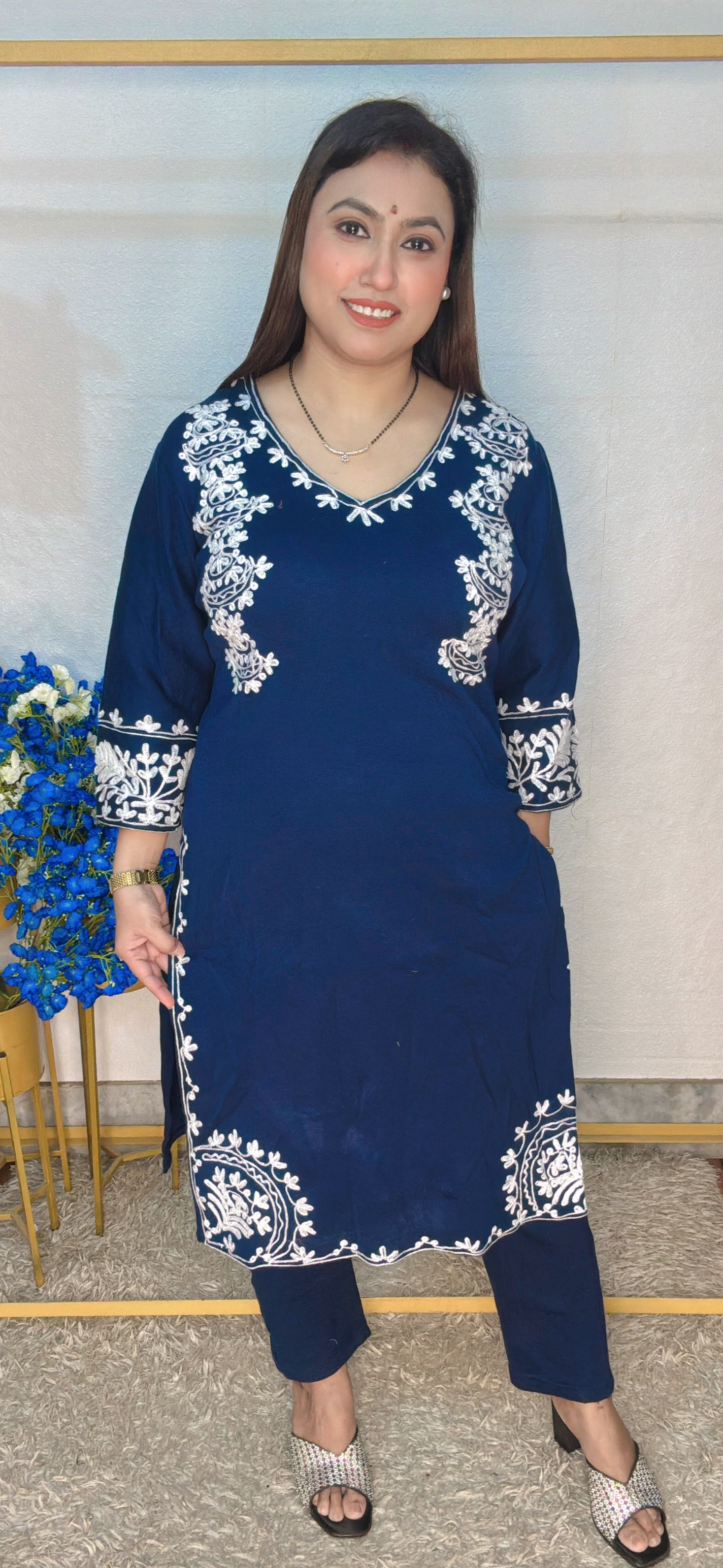 Warm Cordset with Thread Work