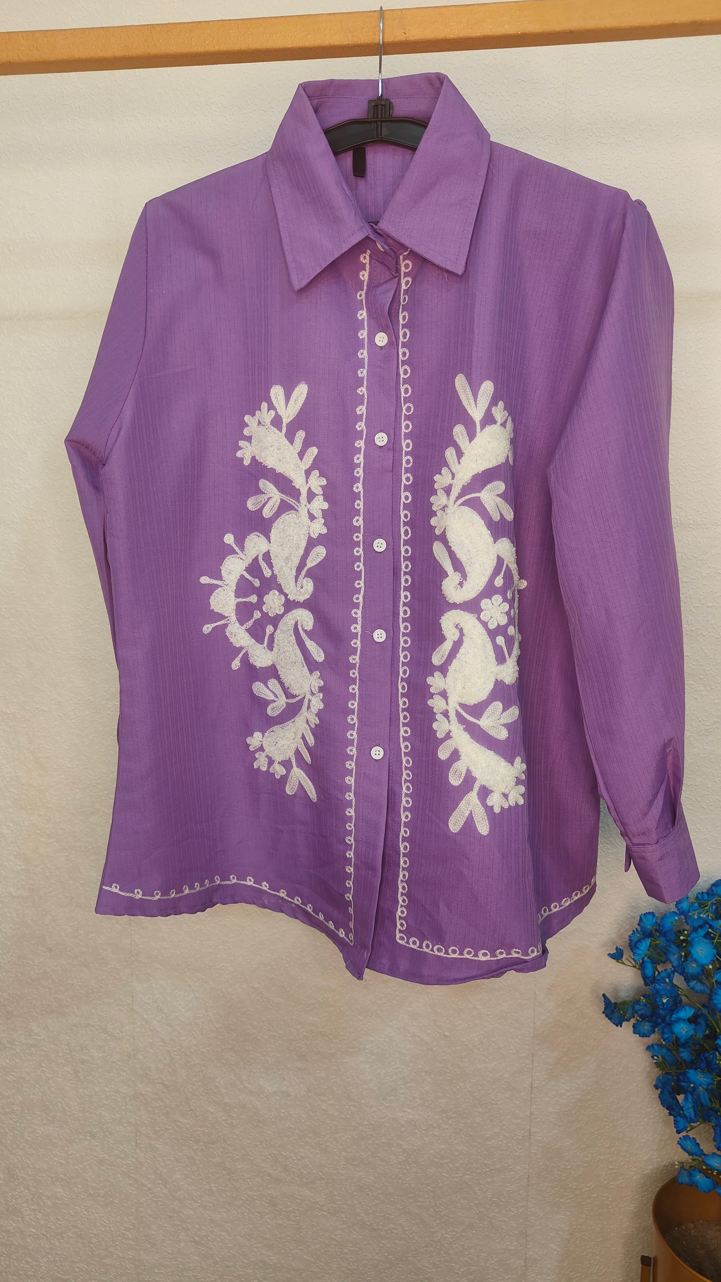 Uan White Thread Work Cord Set